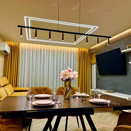 アパート Regatta Park 1br Exclusive Parking Included プロヴディフ