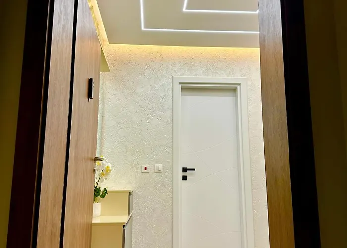 Regatta Park 1br Exclusive Parking Included Апартамент